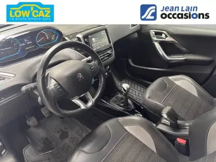 Photo 10 Peugeot 2008  PureTech 130ch S&S BVM6