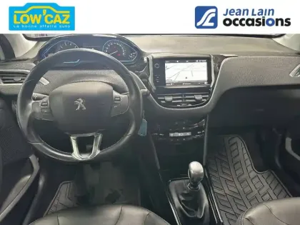 Photo 17 Peugeot 2008  PureTech 130ch S&S BVM6