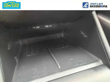 Photo 10 Volkswagen Tiguan  2.0 TDI 150ch DSG7
