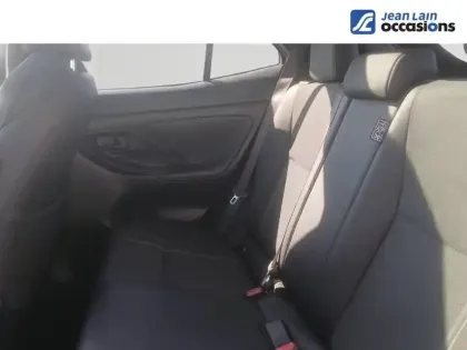 Photo 16 Toyota Yaris  Cross Hybride 130h 2WD