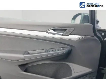 Photo 42 Volkswagen Golf  1.0 eTSI OPF 110 DSG7