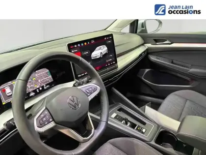 Photo 17 Volkswagen Golf  1.5 eTSI EVO2 116 DSG7
