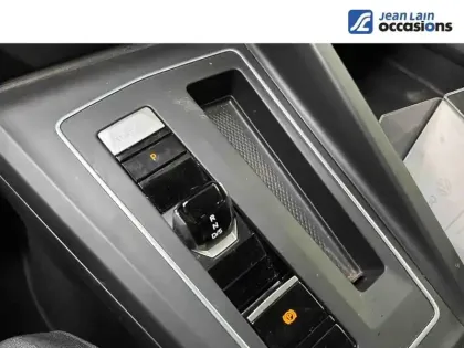 Photo 20 Volkswagen Golf  1.5 eTSI EVO2 116 DSG7