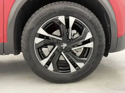 Photo 15 Peugeot 2008  PureTech 130 S&S EAT8