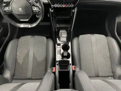 Photo 26 Peugeot 208  Electrique 50 kWh 136ch