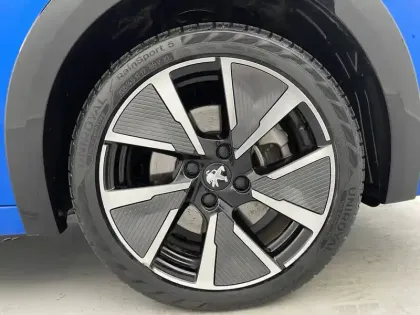 Photo 15 Peugeot 208  Electrique 50 kWh 136ch