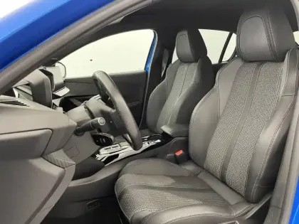 Photo 13 Peugeot 208  Electrique 50 kWh 136ch