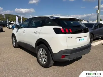 Photo 31 Peugeot 3008  PureTech 130ch S&S EAT8
