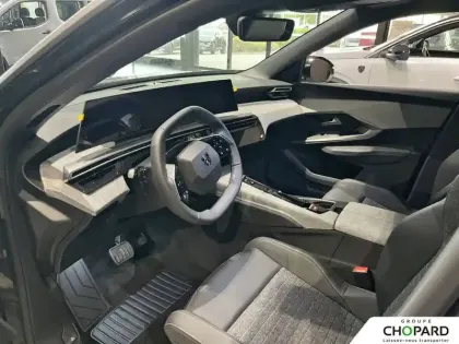 Photo 9 Peugeot 5008  Hybrid 145 ch e-DCS6