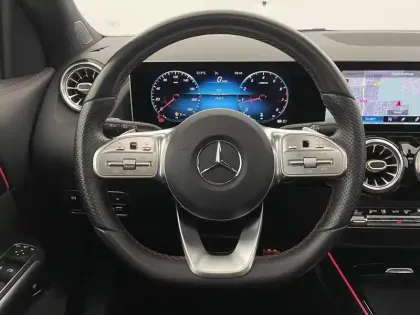 Photo 22 Mercedes GLA  200 7G-DCT