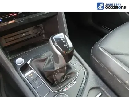 Photo 12 Volkswagen Tiguan  2.0 TDI 200ch DSG7 4Motion
