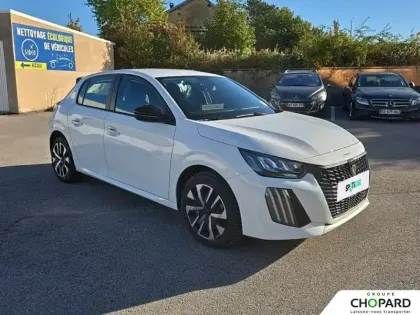 Photo 32 Peugeot 208  Hybrid 100 e-DCS6