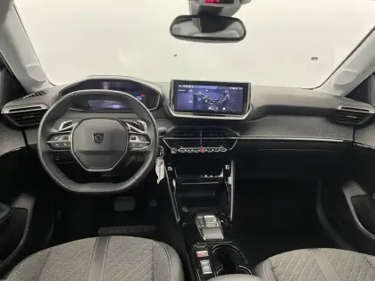 Photo 24 Peugeot 208  Hybrid 100 e-DCS6