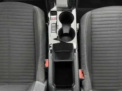 Photo 30 Peugeot 208  Electrique 50 kWh 136ch