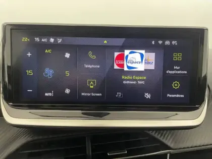 Photo 19 Peugeot 208  Hybrid 100 e-DCS6