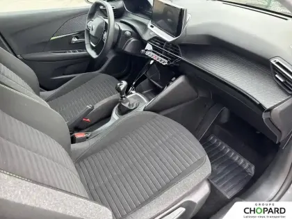 Photo 12 Peugeot 208  PureTech 100 S&S BVM6