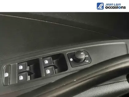 Photo 17 Skoda Fabia  1.0 MPI 80 ch BVM5