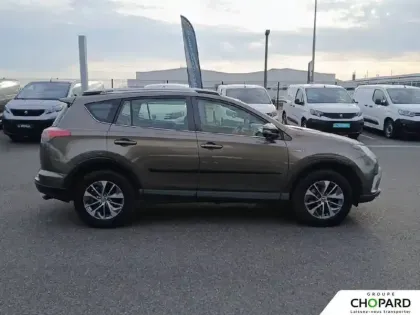Photo 32 Toyota Rav4  Hybride 197ch 2WD