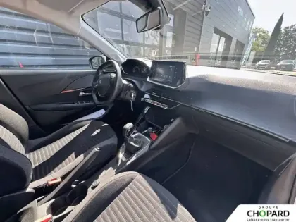 Photo 12 Peugeot 208  PureTech 75 S&S BVM5