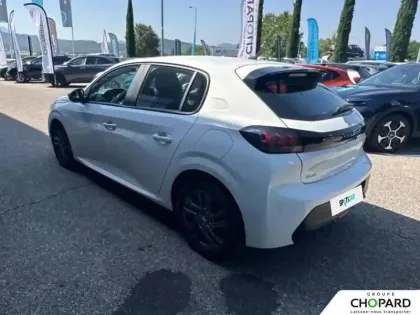Photo 29 Peugeot 208  PureTech 75 S&S BVM5