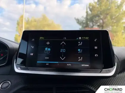 Photo 13 Peugeot 2008  Electrique 136 ch