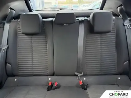 Photo 38 Peugeot 2008  Electrique 136 ch