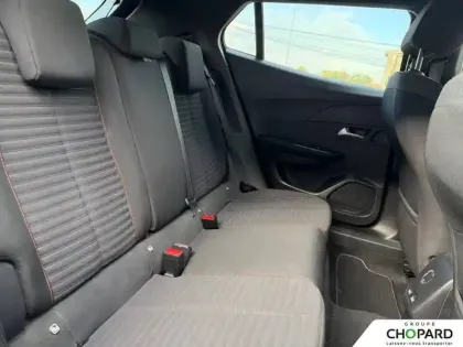 Photo 39 Peugeot 2008  Electrique 136 ch