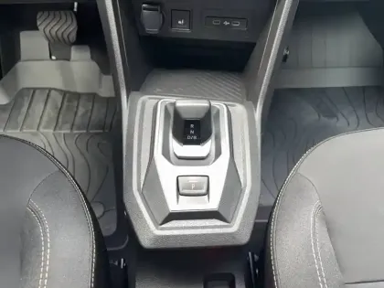 Photo 13 Dacia Sandero  Hybrid 155