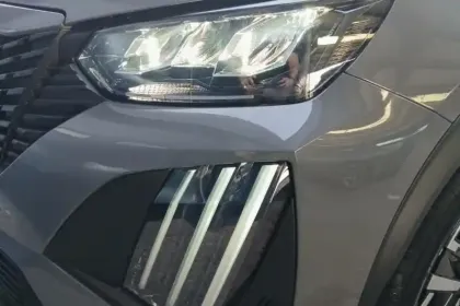 Photo 30 Peugeot 2008  PureTech 100 S&S BVM6