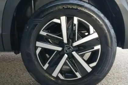 Photo 12 Peugeot 2008  PureTech 100 S&S BVM6
