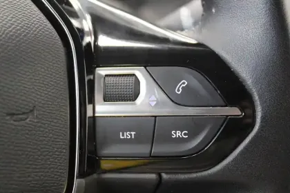 Photo 48 Peugeot 208  Electrique 50 kWh 136ch