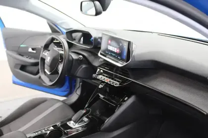 Photo 22 Peugeot 208  Electrique 50 kWh 136ch
