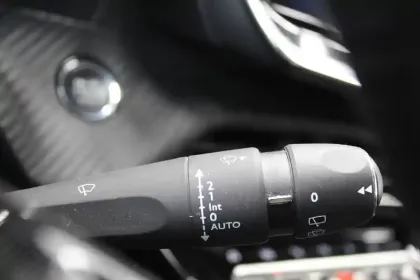 Photo 51 Peugeot 208  Electrique 50 kWh 136ch
