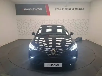 Photo 23 Renault Clio  E-Tech full hybrid 145