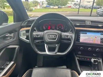 Photo 8 Audi Q3  40 TDI 190 ch S tronic 7 Quattro