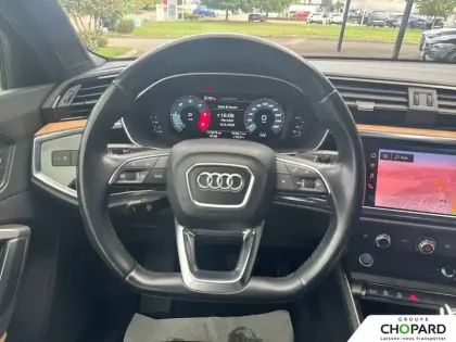 Photo 15 Audi Q3  40 TDI 190 ch S tronic 7 Quattro