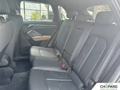 Photo 17 Audi Q3  40 TDI 190 ch S tronic 7 Quattro