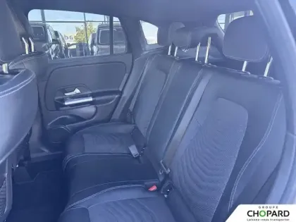 Photo 17 Mercedes GLA  180 d 8G-DCT