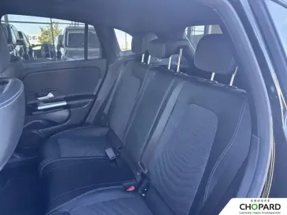Photo 18 Mercedes GLA  180 d 8G-DCT