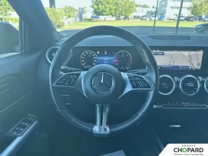 Photo 15 Mercedes GLA  180 d 8G-DCT