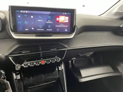 Photo 28 Peugeot 208  Hybrid 100 e-DCS6