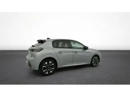 Photo 8 Peugeot 208  Hybrid 100 e-DCS6