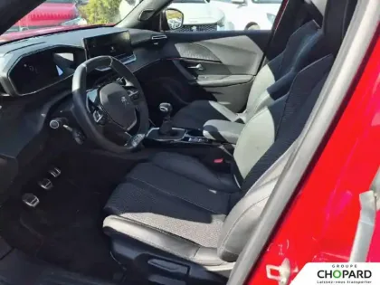Photo 9 Peugeot 2008  PureTech 130 S&S BVM6