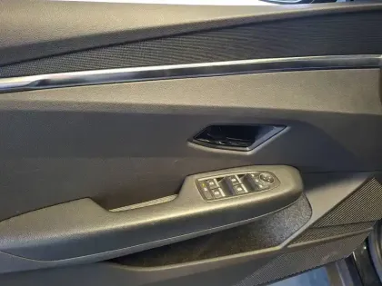 Photo 27 Renault Megane  E-Tech EV60 130ch super charge