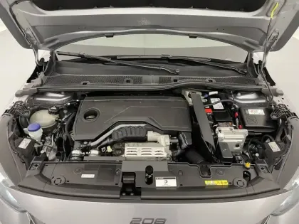 Photo 20 Peugeot 208  Hybrid 100 e-DCS6