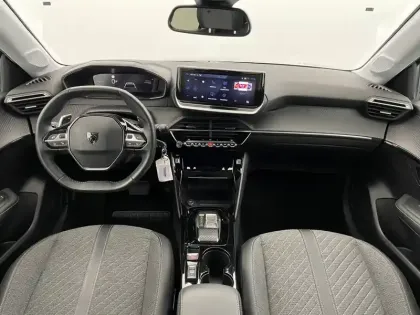 Photo 28 Peugeot 208  Hybrid 100 e-DCS6