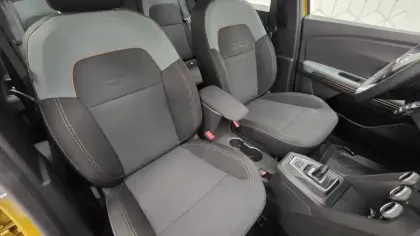 Photo 18 Dacia Sandero  Hybrid 155