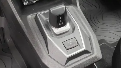 Photo 28 Dacia Sandero  Hybrid 155