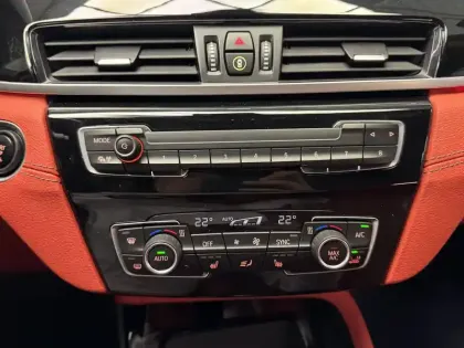 Photo 31 BMW X2  sDrive 18d 150 ch BVA8