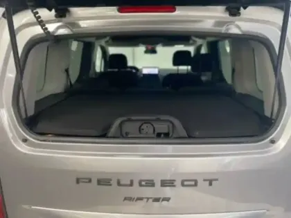 Photo 16 Peugeot Rifter  M Diesel 100 ch Manuelle 5pl